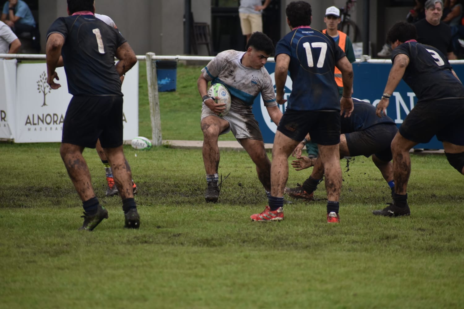 Federico Ciancio jugando al Rugby