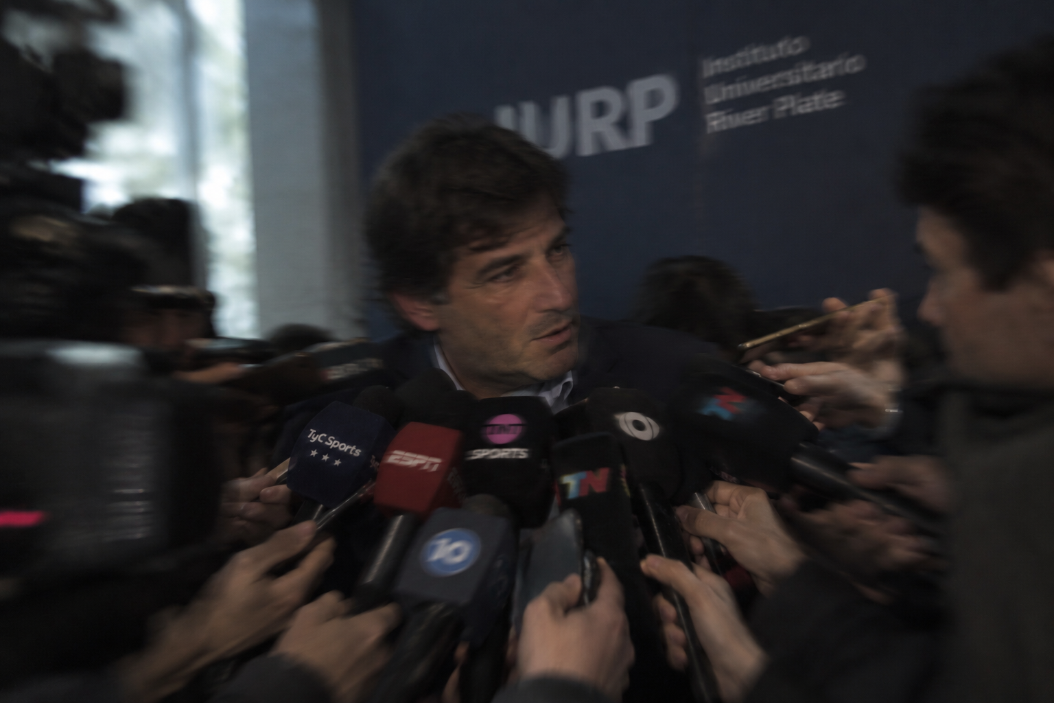 El desafío de informar en la era digital: cómo cambia el trabajo periodístico.